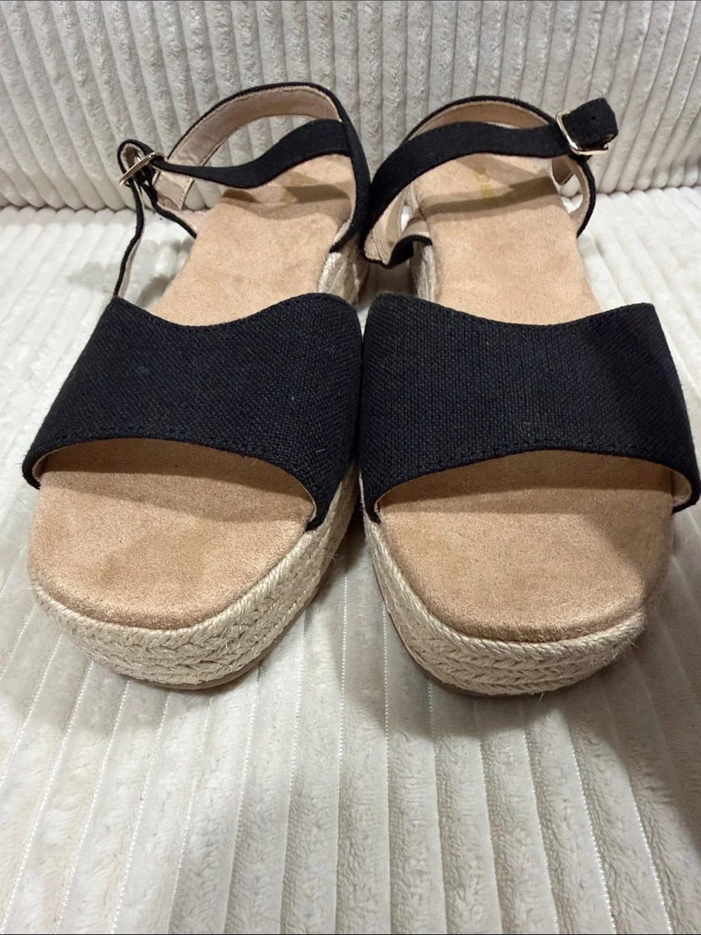 Old Navy upper material